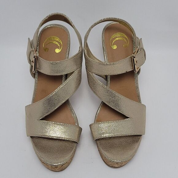 Womens Metallic Gold Glossy Open Toe Buckle Slingback Wedge Heel Sandals Size 8M - Picture 8 of 12